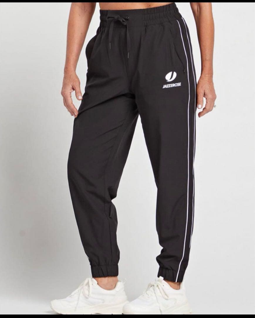 ジャザサイズ　パンツ　ブラック　Mサイズ