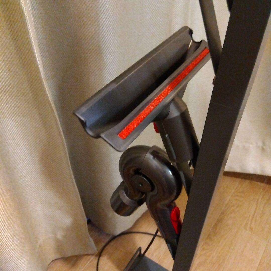 ダイソン コードレスクリーナー V8 SV10 前期