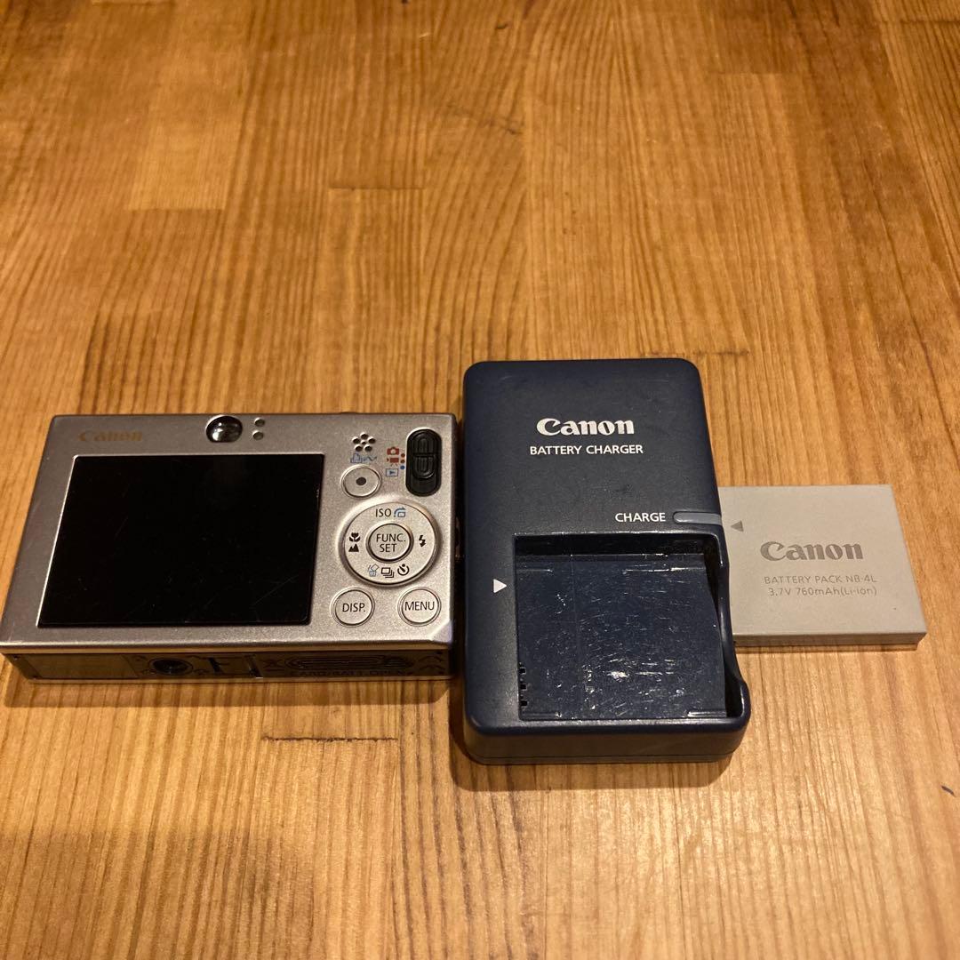 CANON　キャノン　IXY イクシーDIGITAL　カメラ　ジャンク出品