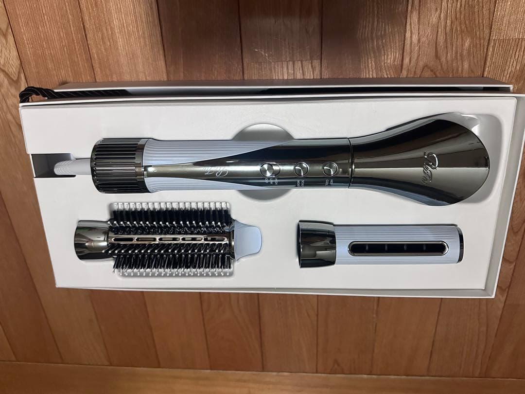 新品同様 ReFa BEAUTECH RESETTER 保証書付