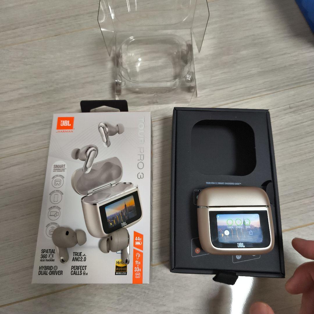 【美品】JBL TOUR PRO 3 ラテ