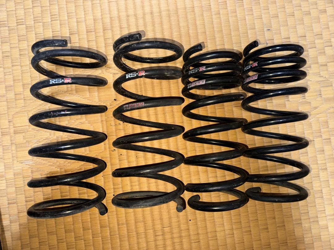 L235S エッセ用 RS-R Ti2000 ダウンサス