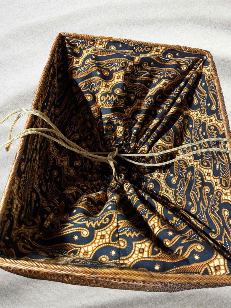 【未使用】バリ島直輸入 特大アタバスケット ランドリー・収納 巾着内布付き