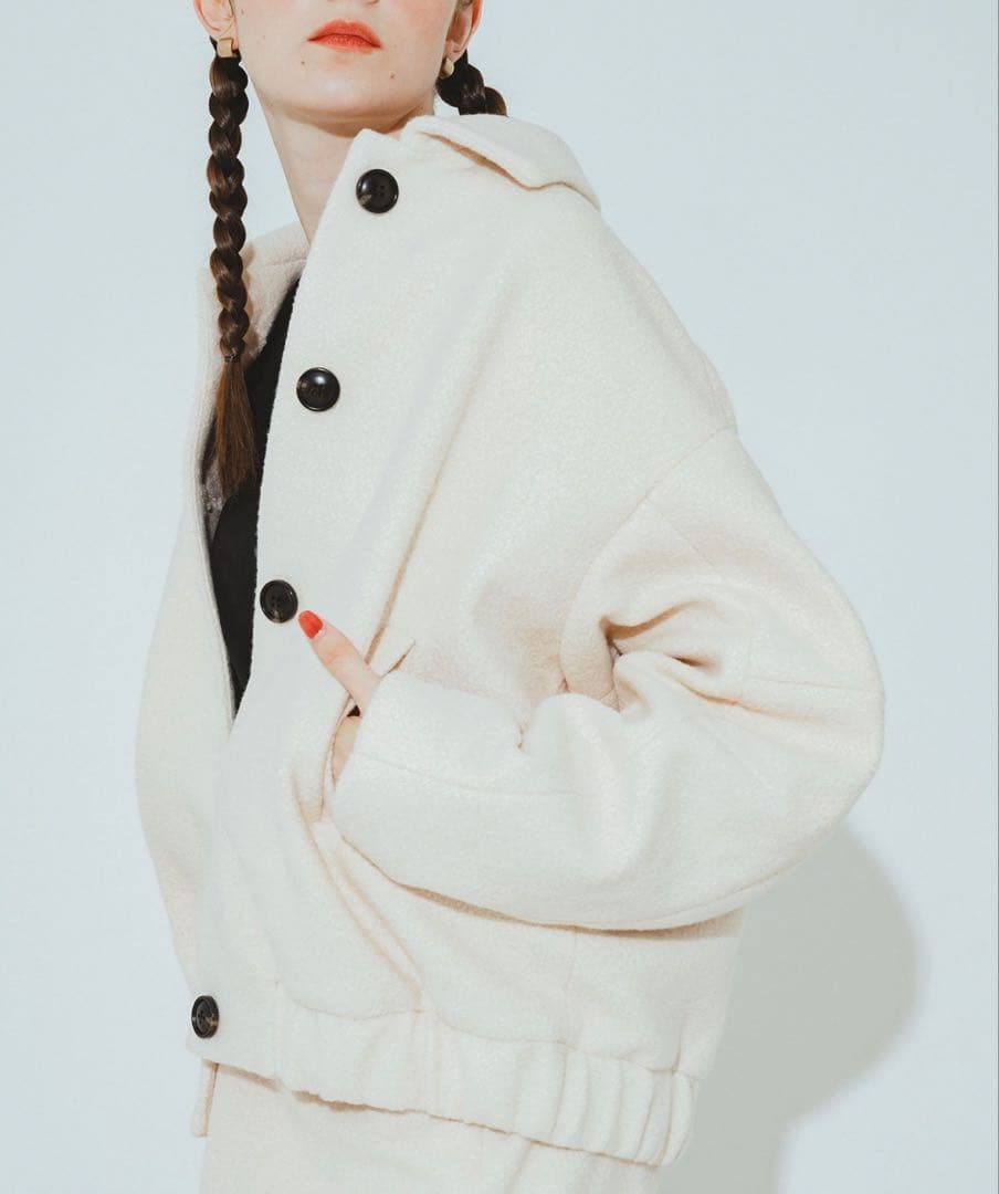 PINUE ブークレブルゾン