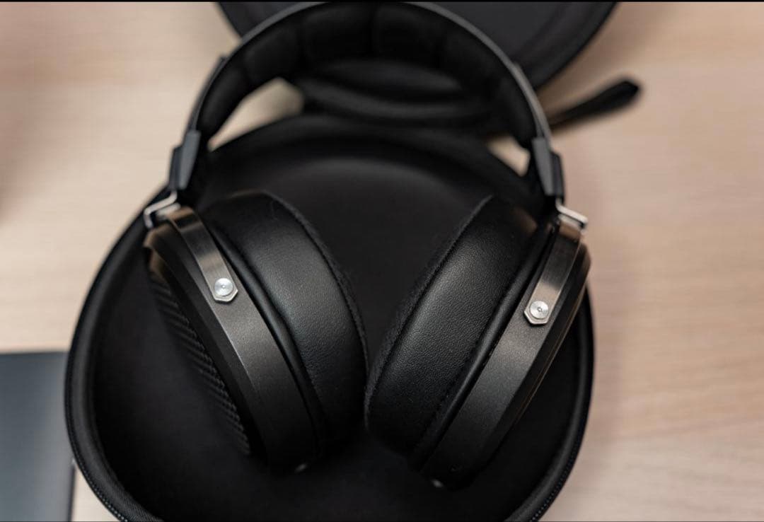 ヘッドホン Fiio FT1 PRO