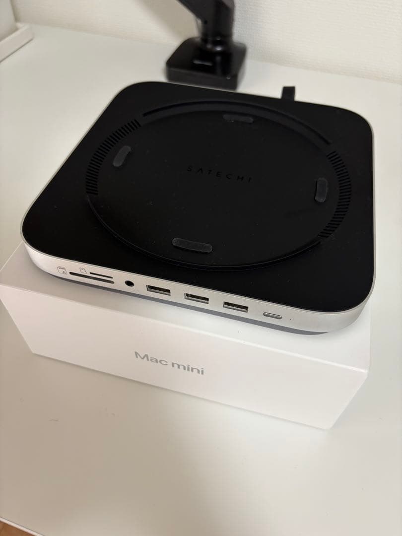 Mac mini(m2+16gb+512gb) satechiハブ付き