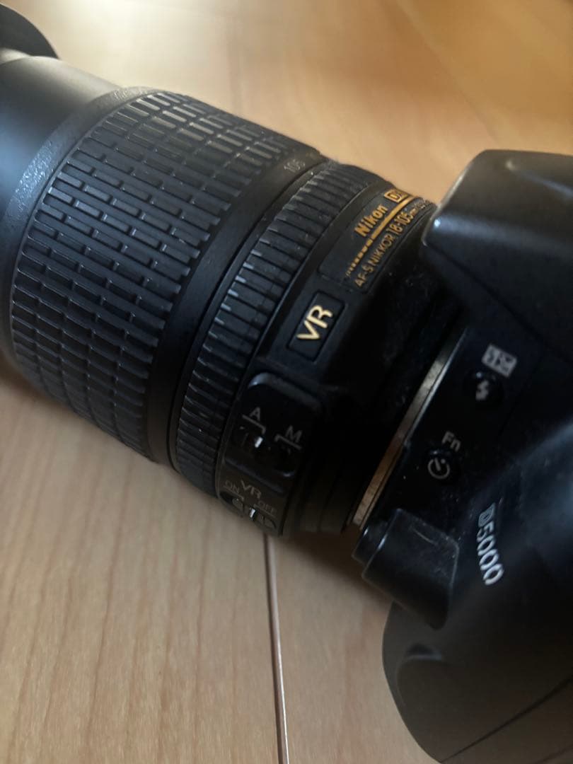 Nikon デジタル一眼レフカメラ ズームレンズ付き