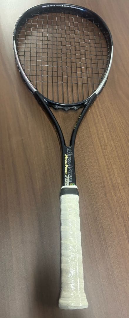 B*I様 Muscle Power MP700 MDテニスラケット