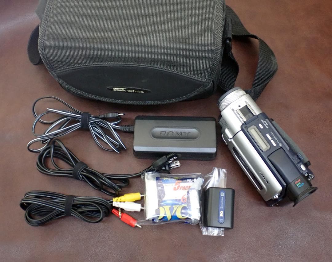 SONY デジタルビデオカメラレコーダー DCR-TRV17