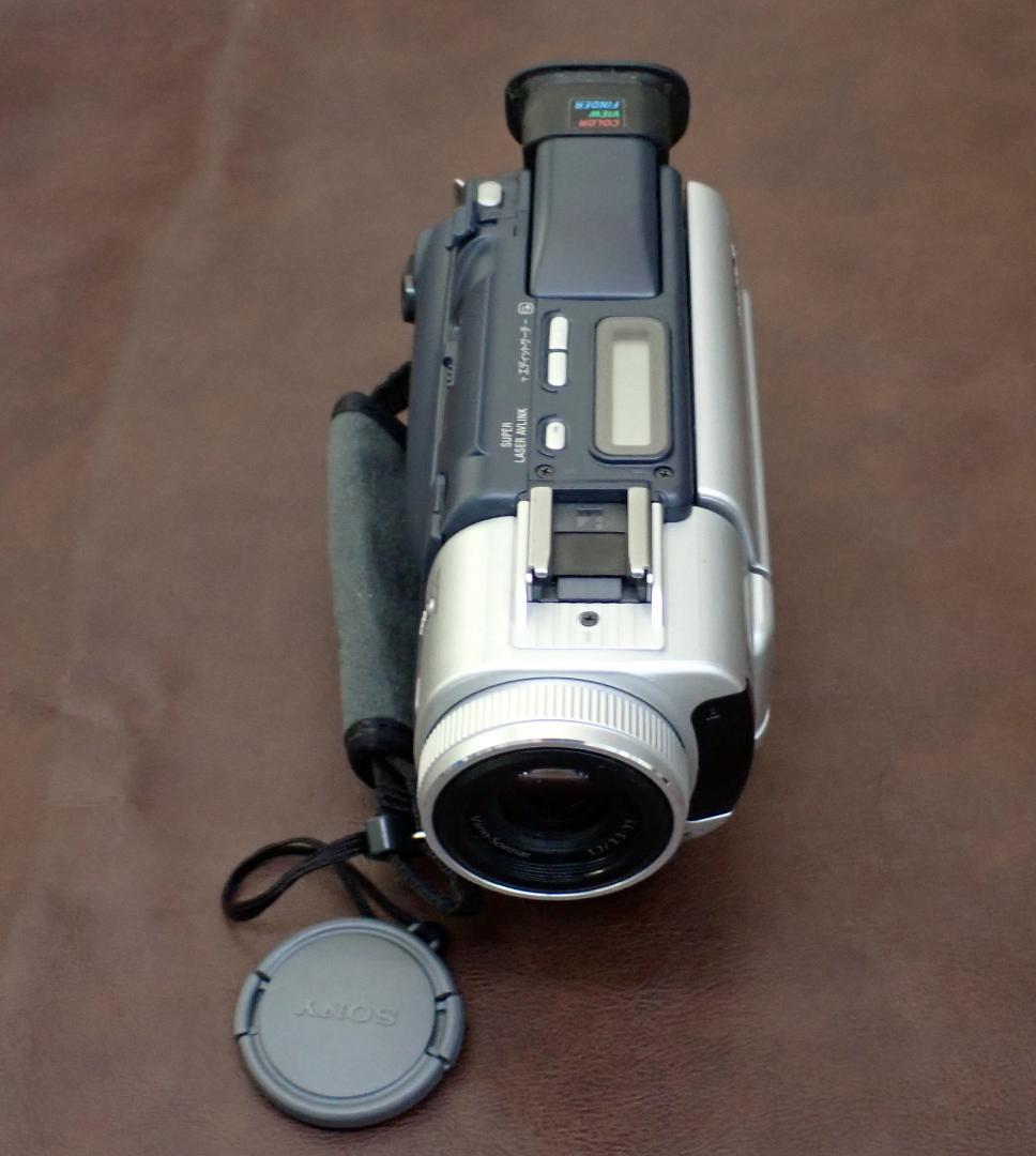 SONY デジタルビデオカメラレコーダー DCR-TRV17