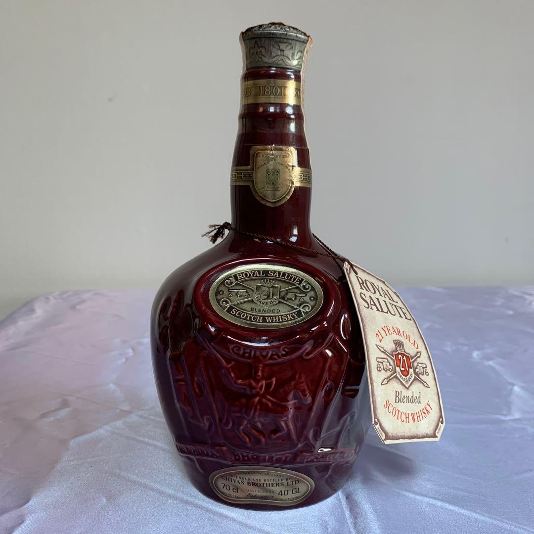 未開栓古酒　シーバスリーガル　ロイヤルサルート 21年　赤陶器