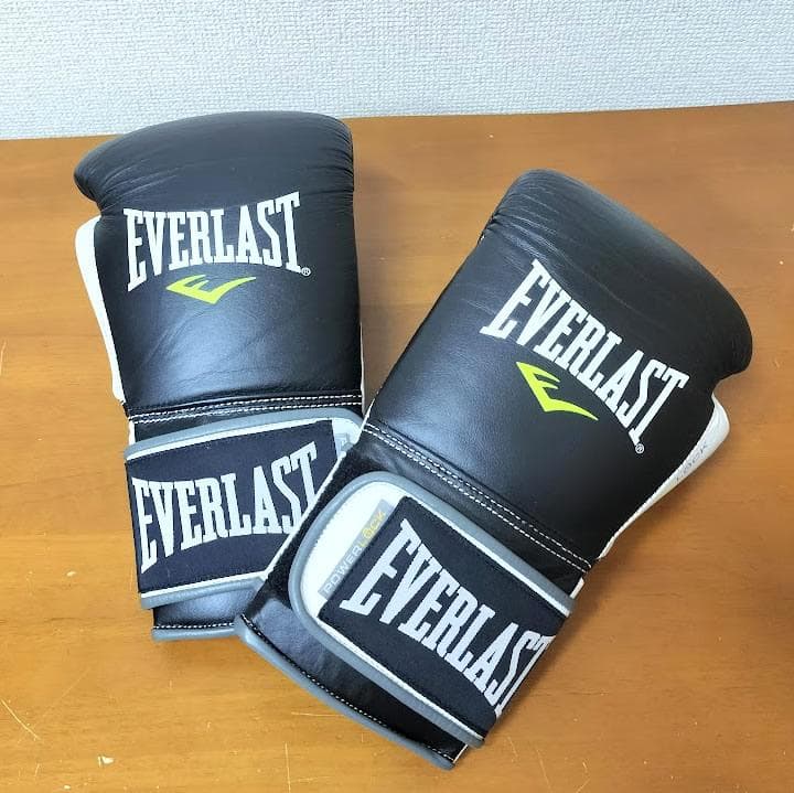 エバーラストEVERLAST POWERLOCK 12oz ボクシンググローブ