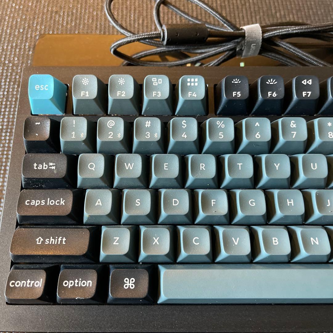 Keychron Q1 Pro メカニカルキーボード