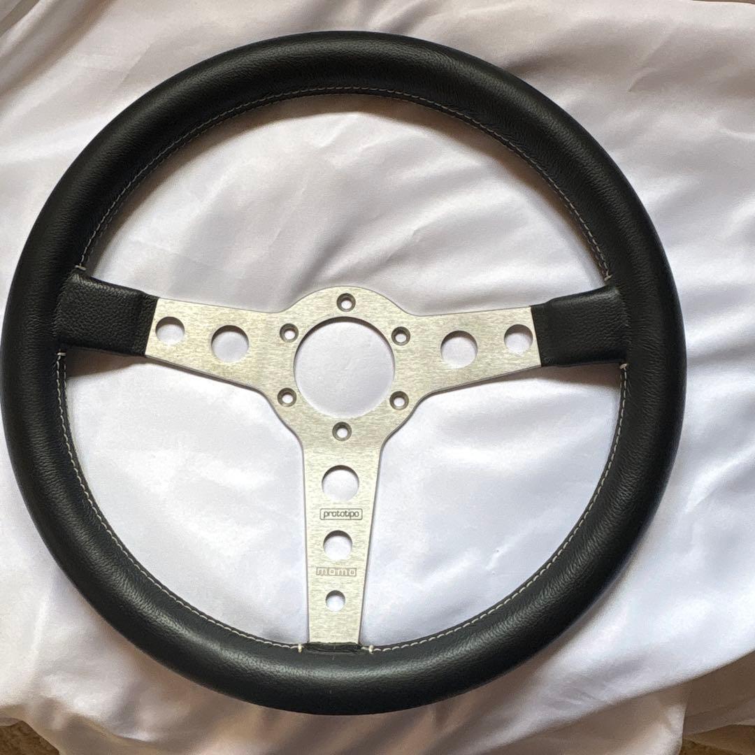MOMO prototipo ステアリング
