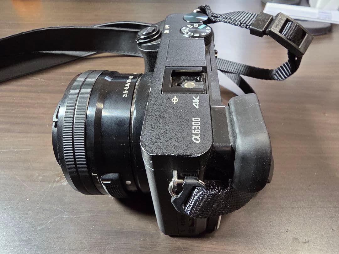 SONY α6300 ミラーレスカメラ★本体★箱★予備電池付き