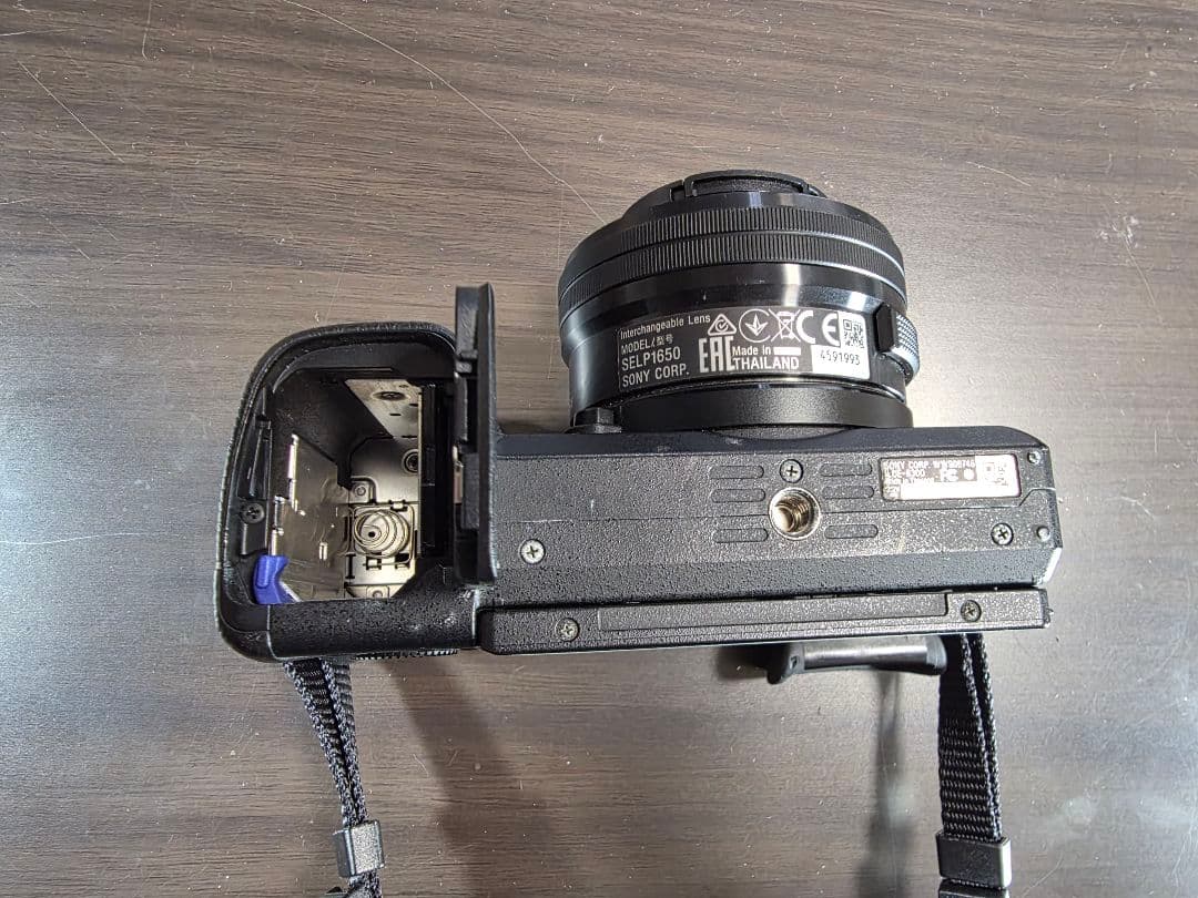 SONY α6300 ミラーレスカメラ★本体★箱★予備電池付き