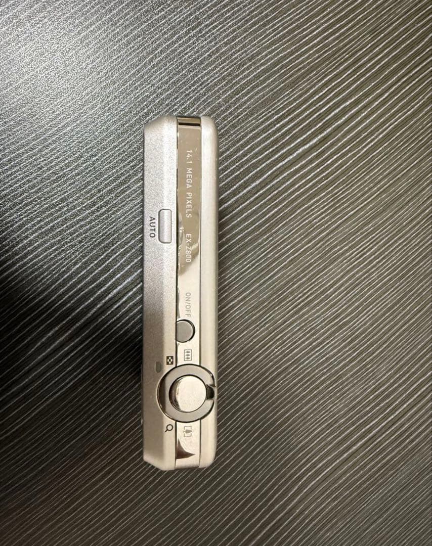 CASIO EX-Z800 コンパクトデジタルカメラ