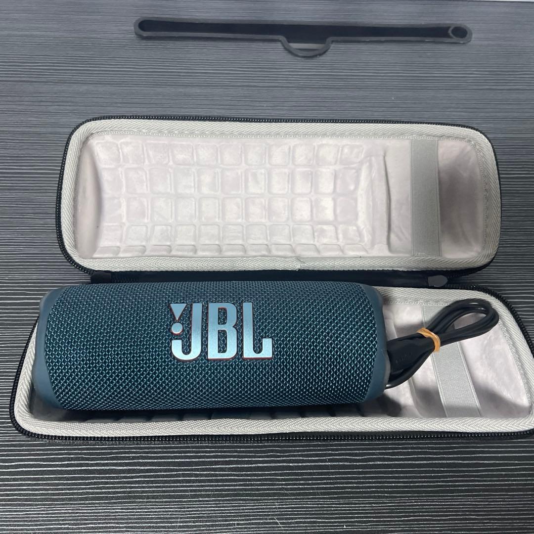 JBL FLIP 6 ポータブルBluetooth スピーカー収納ケース付き