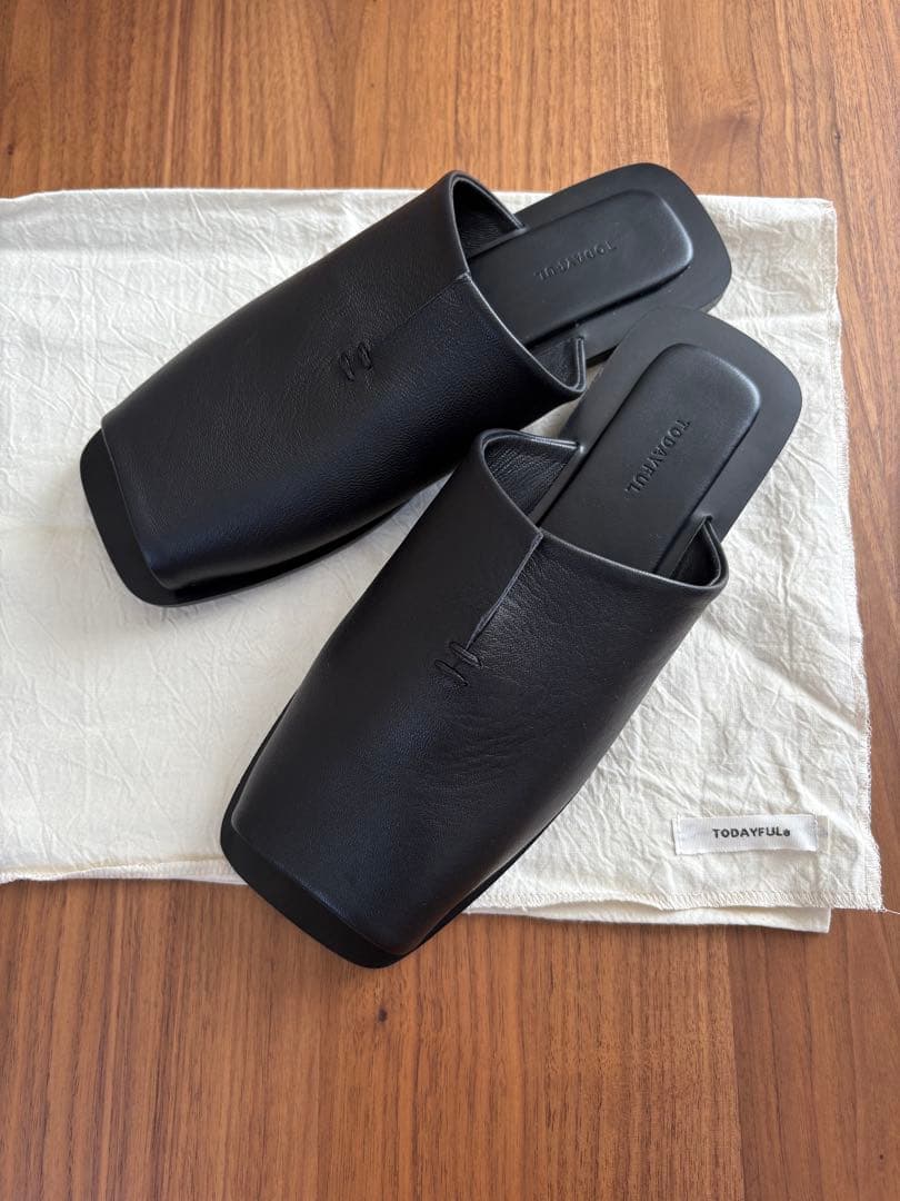 新品箱付♡TODAYFUL♡Leather Slit Sandals♡BK♡38