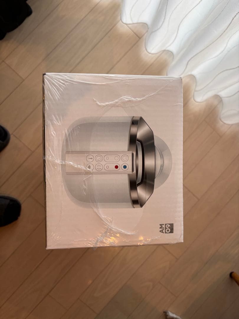 新品未開封品　お買い得！ ダイソン　Hot＋Cool AM09 WN N