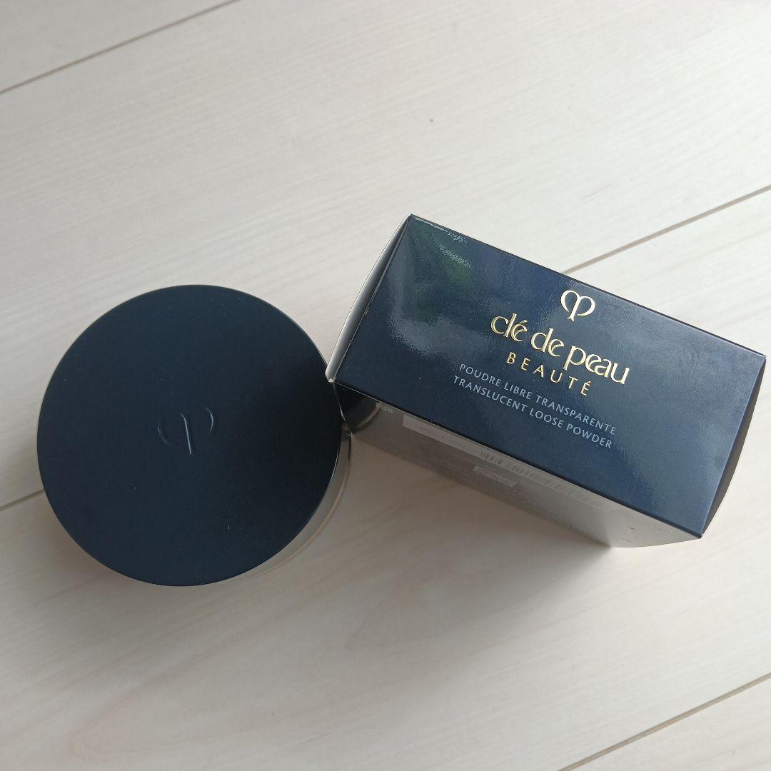 クレ・ド・ポー ボーテ ルースパウダー M　1ライト