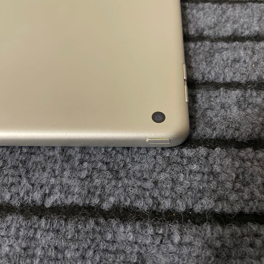 4 iPad 7世代 128GB Wi-Fi シルバー