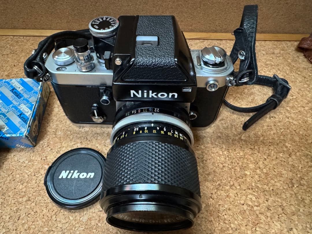 NIKON F2本体、望遠レンズ 、ストロボ セット