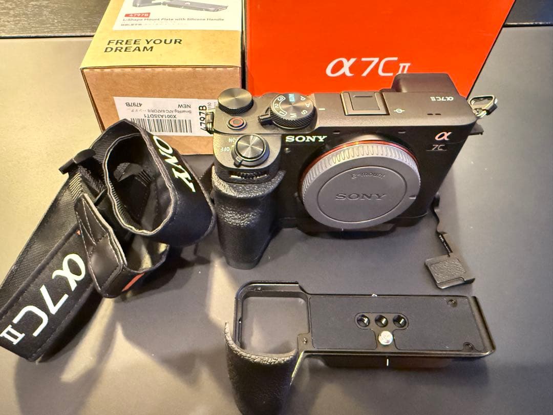SONY α7C II ミラーレス一眼カメラ　ILCE-7CM2