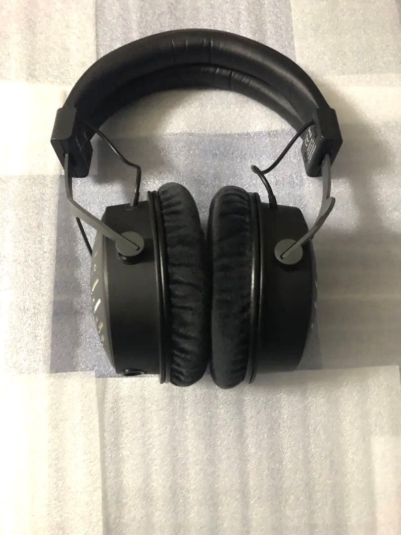 Beyerdynamic DT 1990 PRO + Lightningケーブル