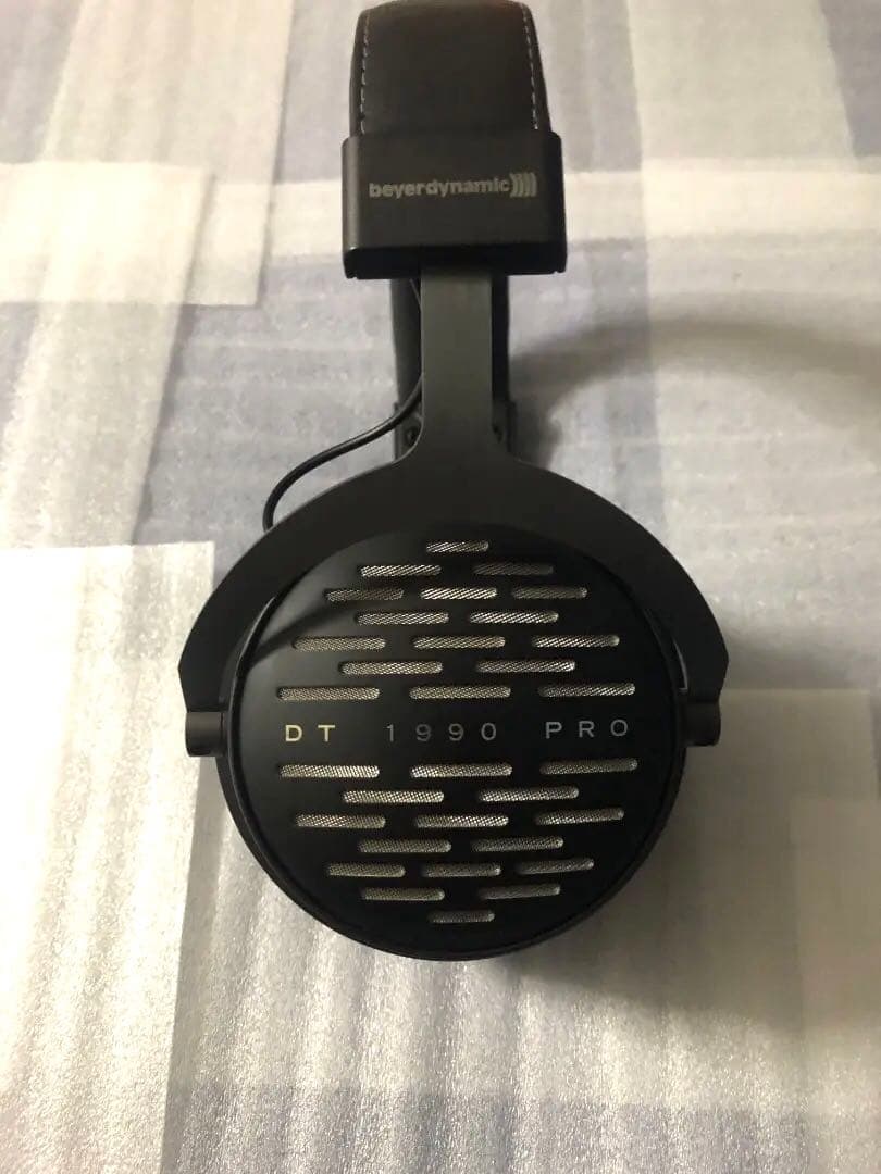Beyerdynamic DT 1990 PRO + Lightningケーブル