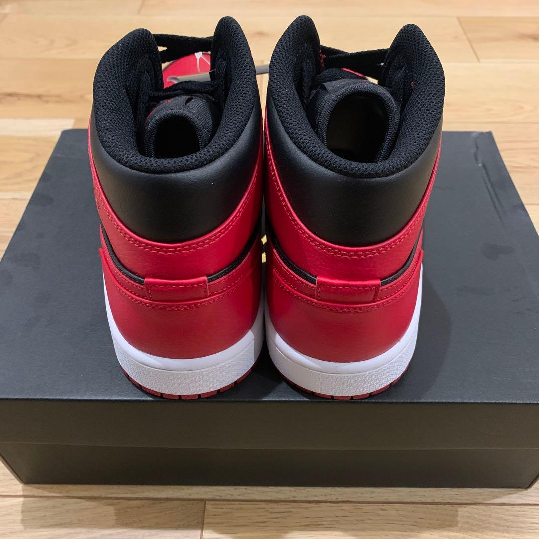 【新品未使用】Nike Air Jordan 1 mid bred