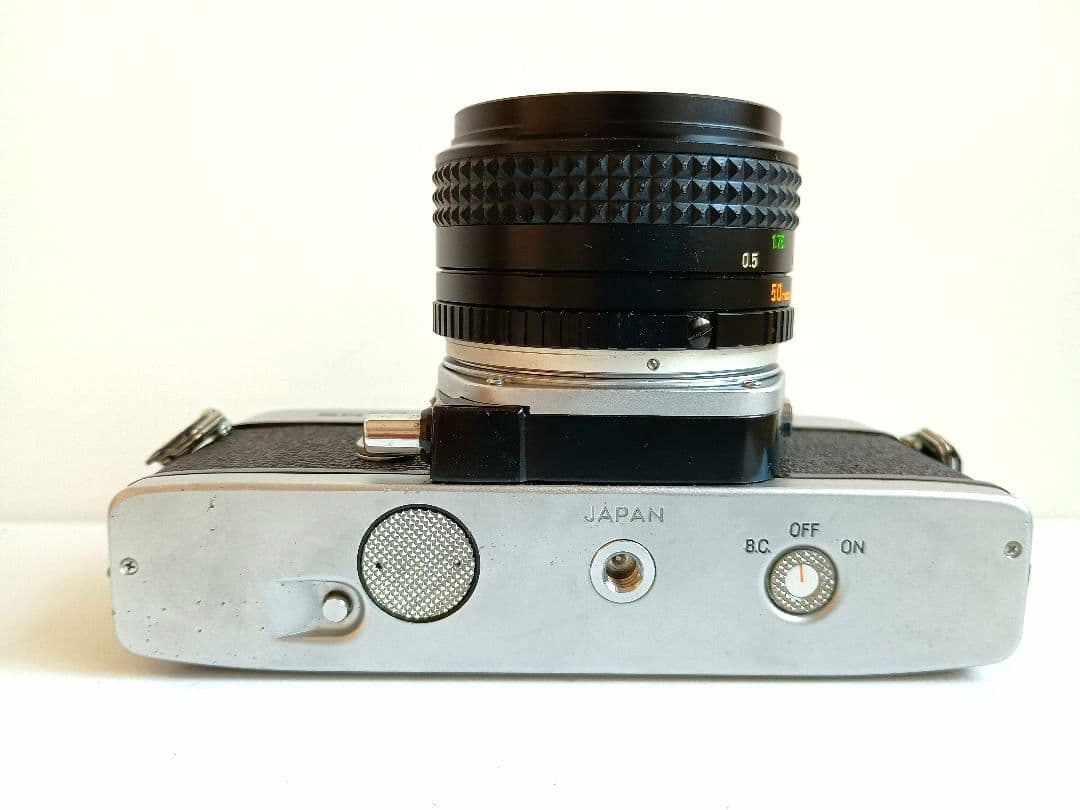 【匿名配送】ミノルタ SR-T 101 一眼レフ フィルムカメラ 露出計OK