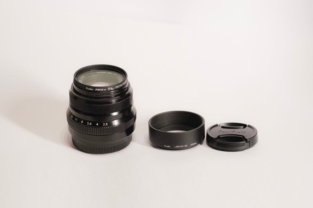 FUJIFILM XF35mm F2 R WR フード付き