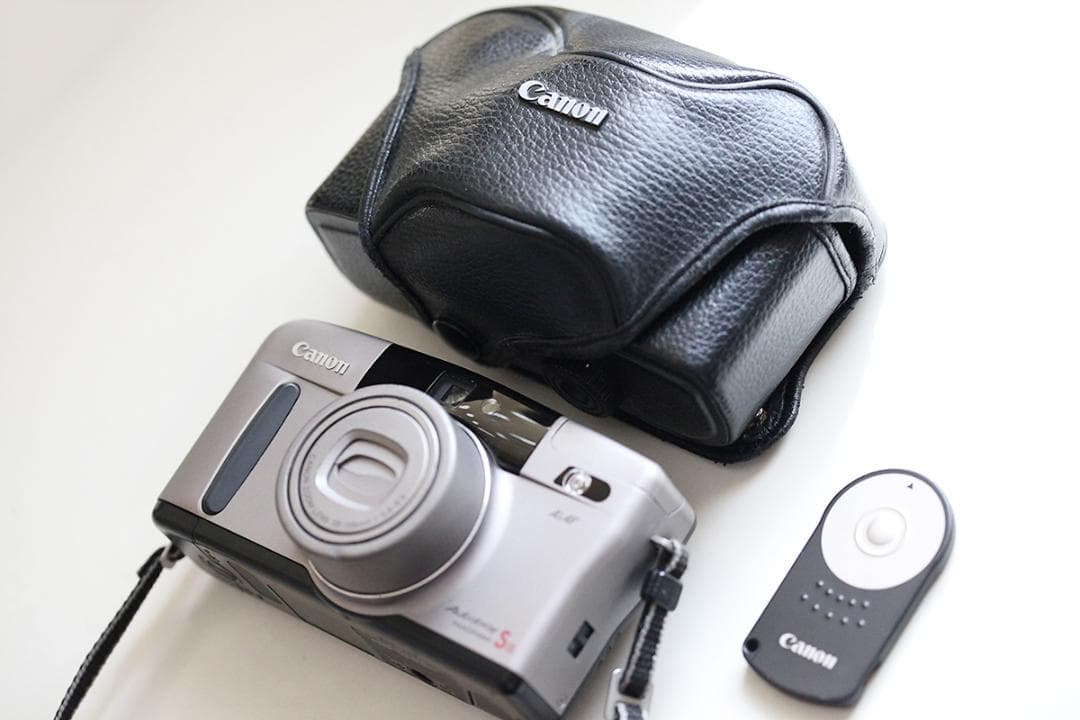 Canon Autoboy S II フィルムカメラ　Q765