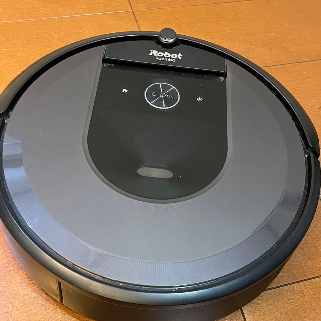 iRobot Roomba i7 ブラック 本体 のみ　ブラック掃除機
