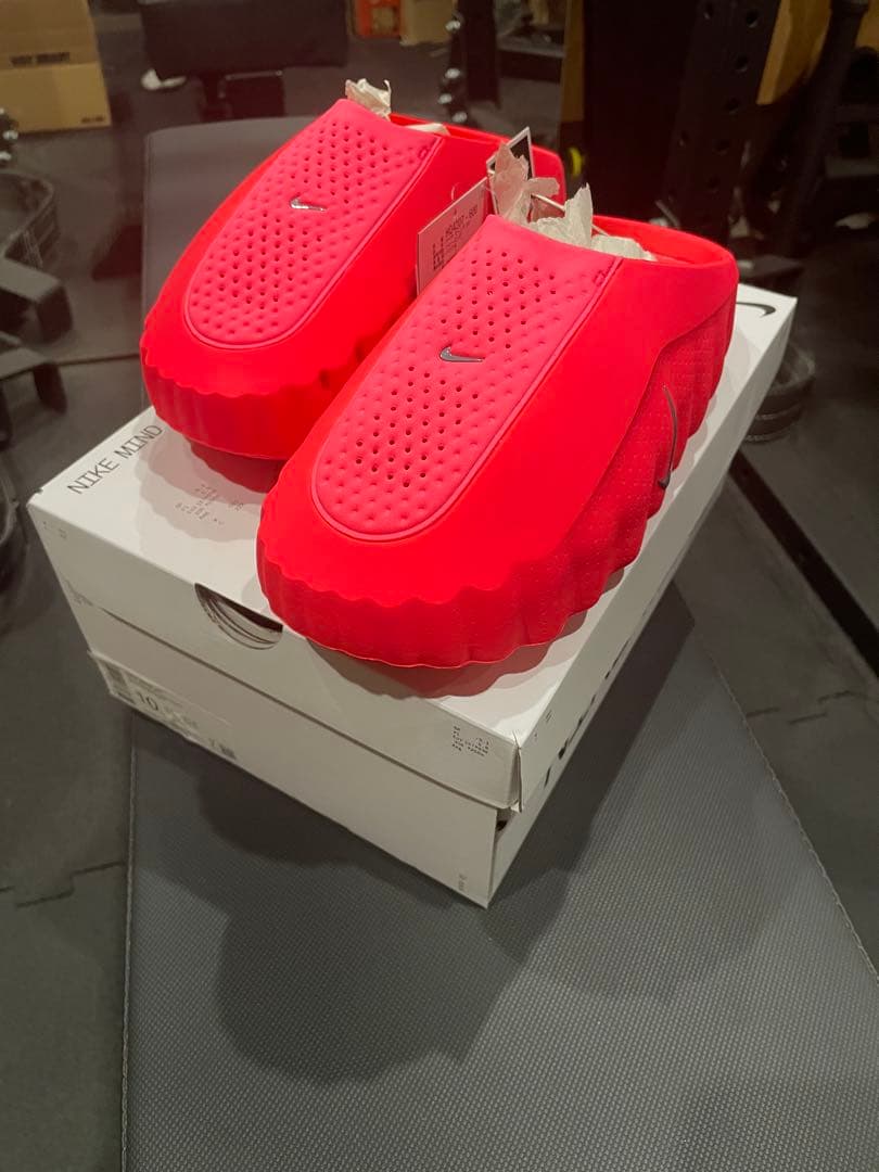 試着のみ　Nike Mind 001 Mules Solar Red 28cm