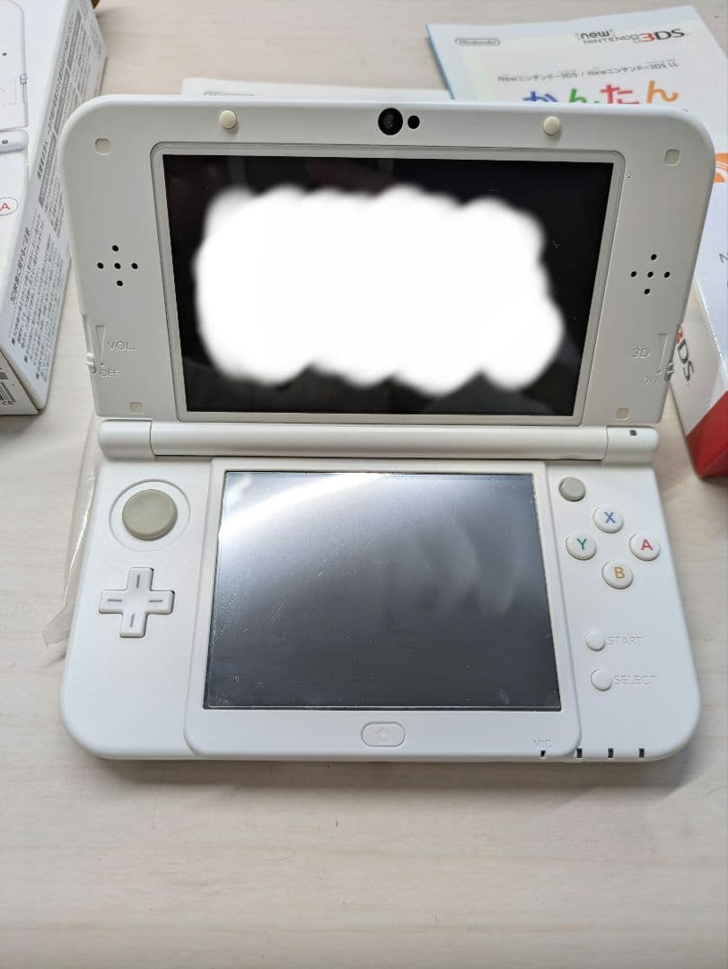 Newニンテンドー3DSLL パールホワイト ACアダプターセット メモリ無し