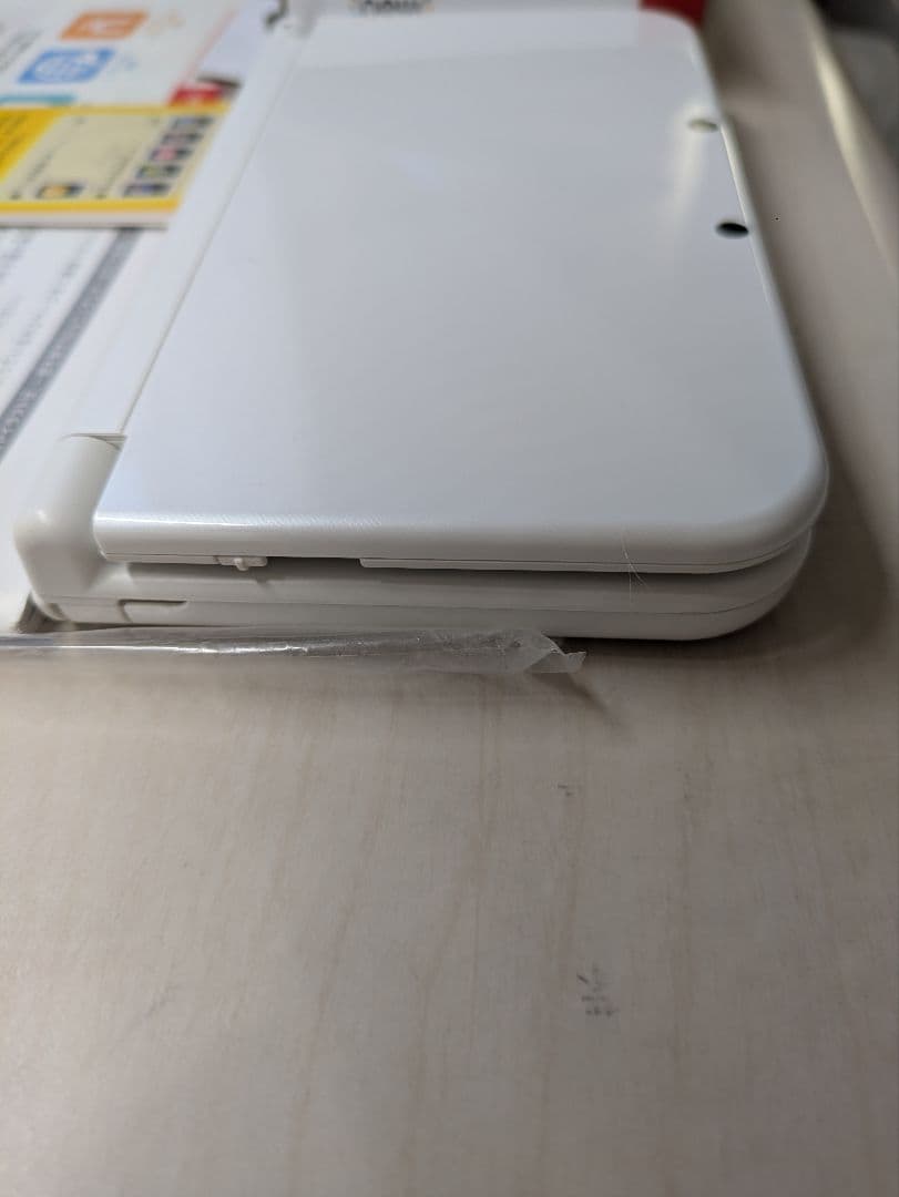 Newニンテンドー3DSLL パールホワイト ACアダプターセット メモリ無し