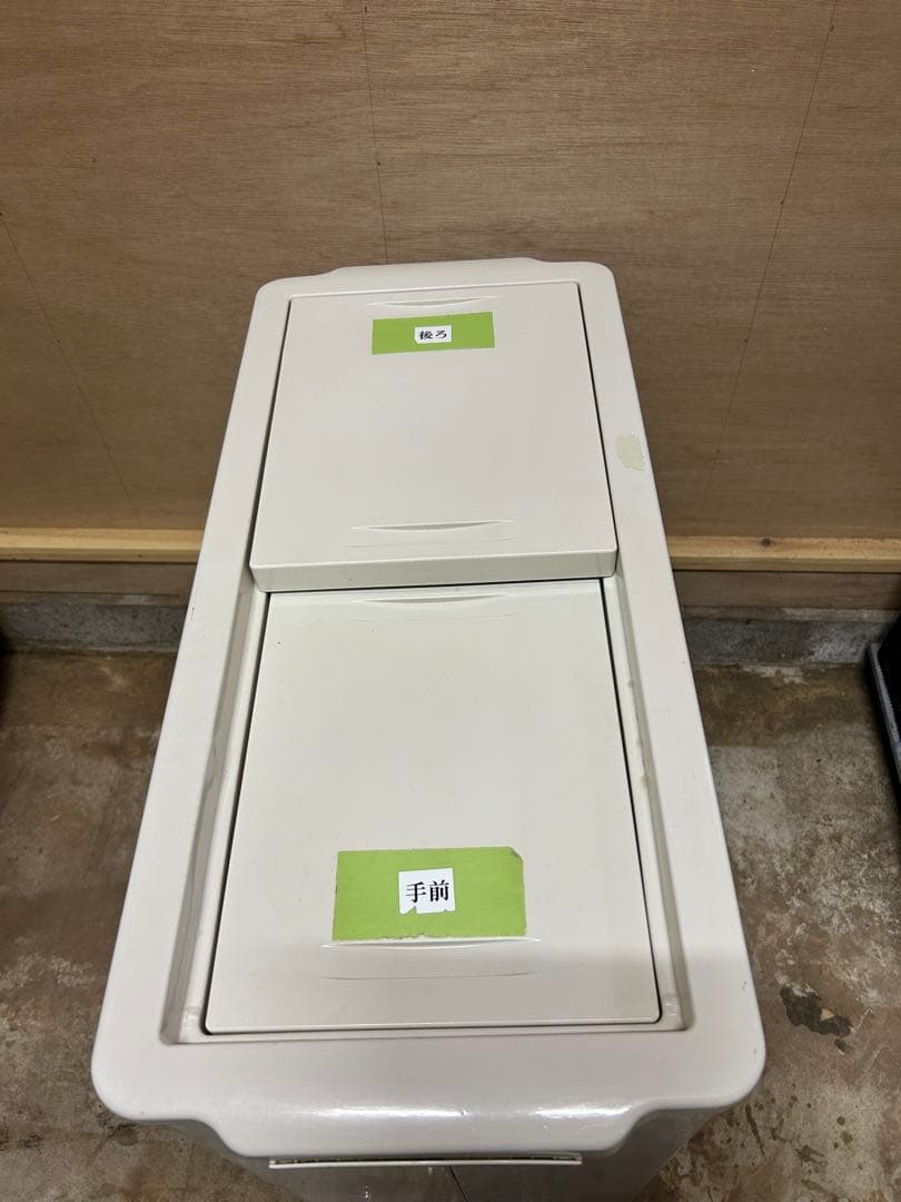 スライド扉タイプ冷凍ストッカー　SCR-S66 2019年製