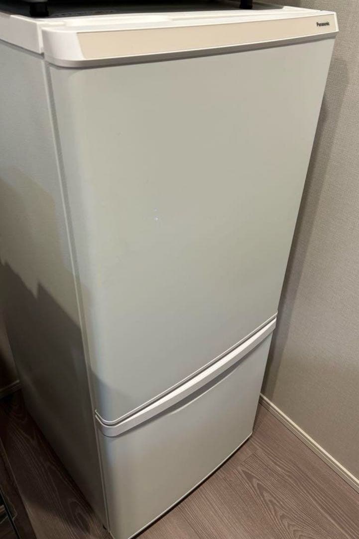 【美品】Panasonic 冷凍冷蔵庫 ホワイト 138L