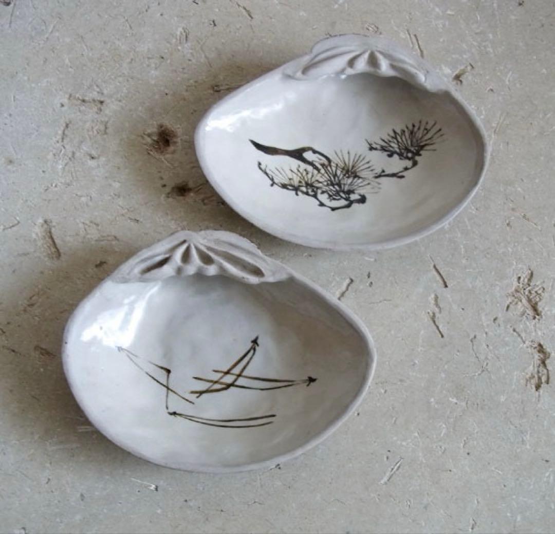 【相馬焼】皿　向付　器　蛤型　松葉図　結婚祝い　金婚式　銀婚式　還暦祝い　古希祝