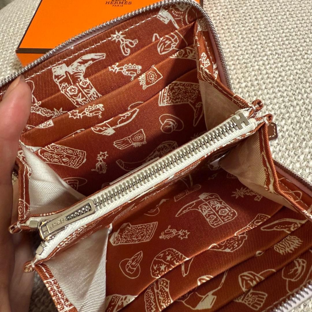 HERMES ライトピンク レザー ケース