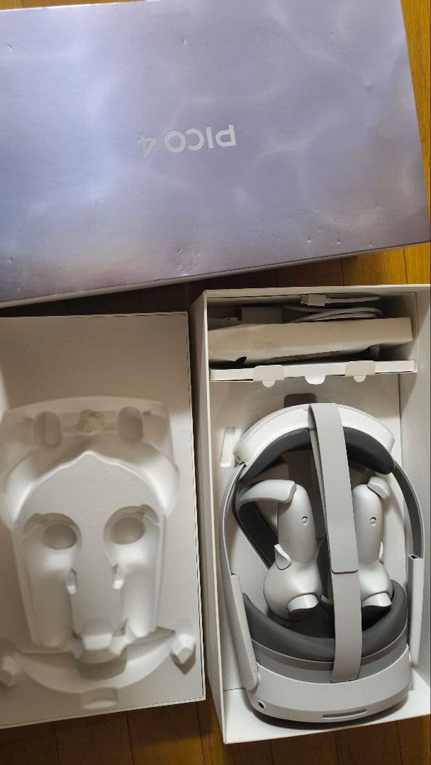 PICO 4 VRヘッドセット