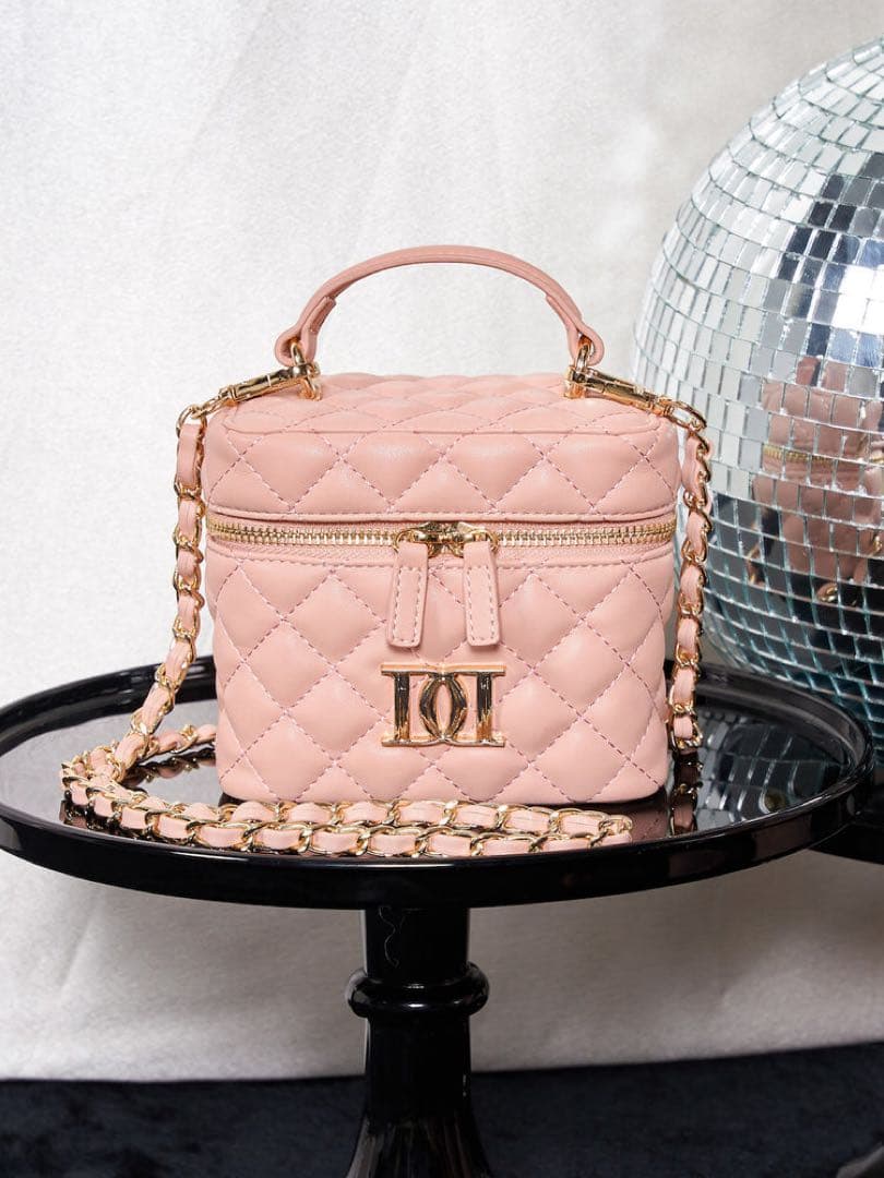 Darich キルティングスクエアミニバッグ