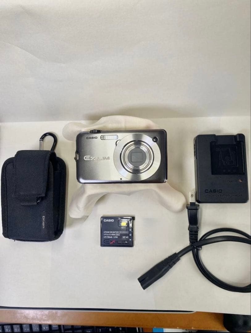 【美品 完動品 】カシオCASIO EX-S10