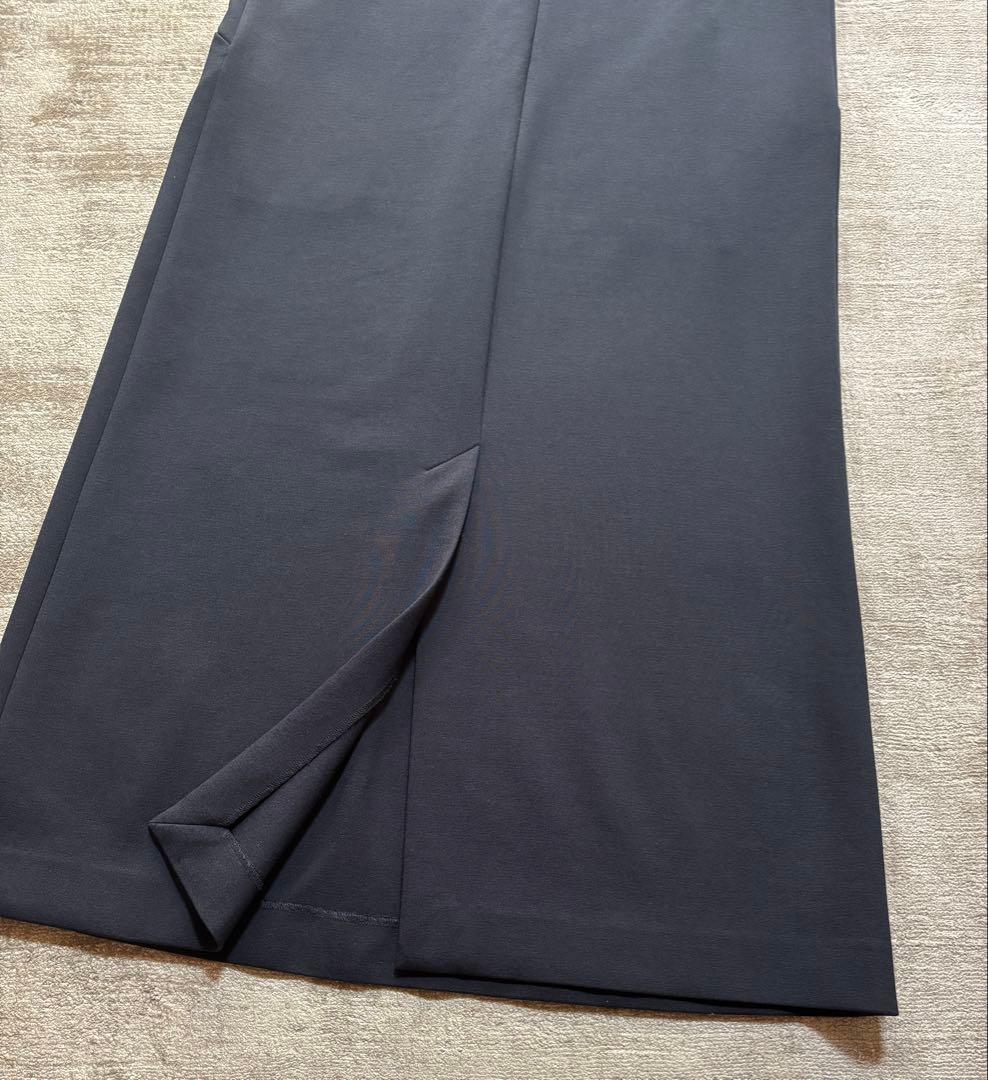 美品！セオリーリュクス　ノースリーブVネックワンピース