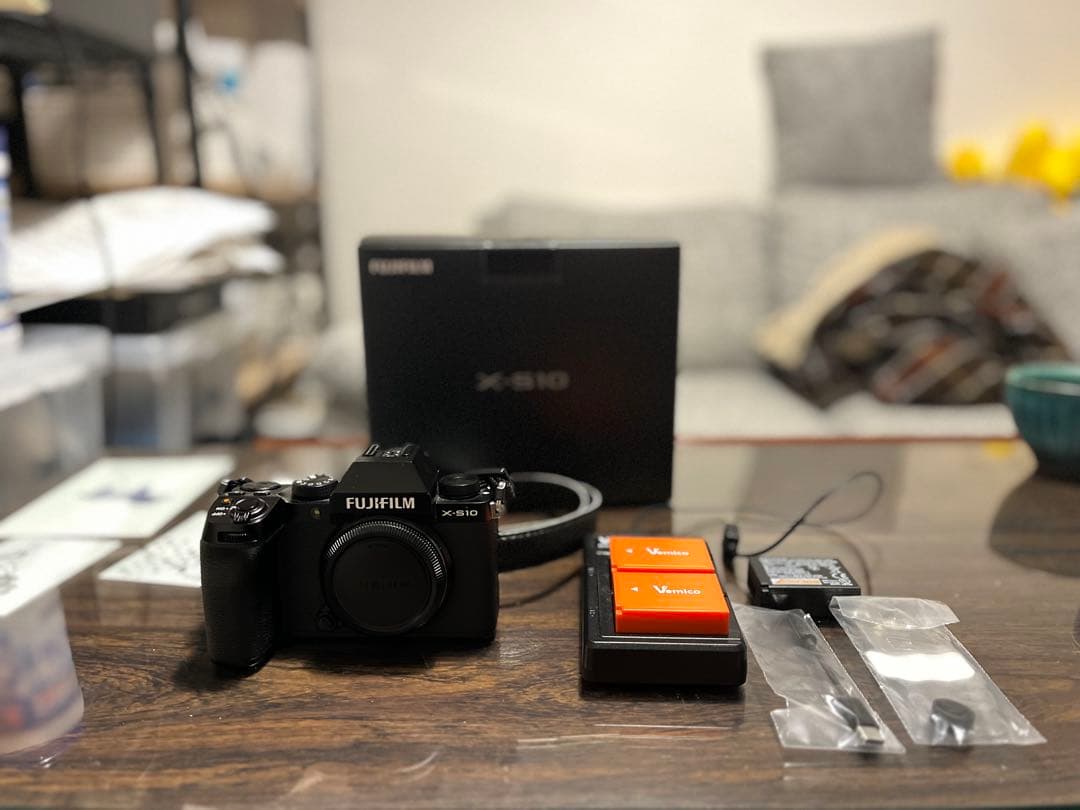 【最終値下げ】FUJIFILM X-S10 ボディ バッテリー×3付き