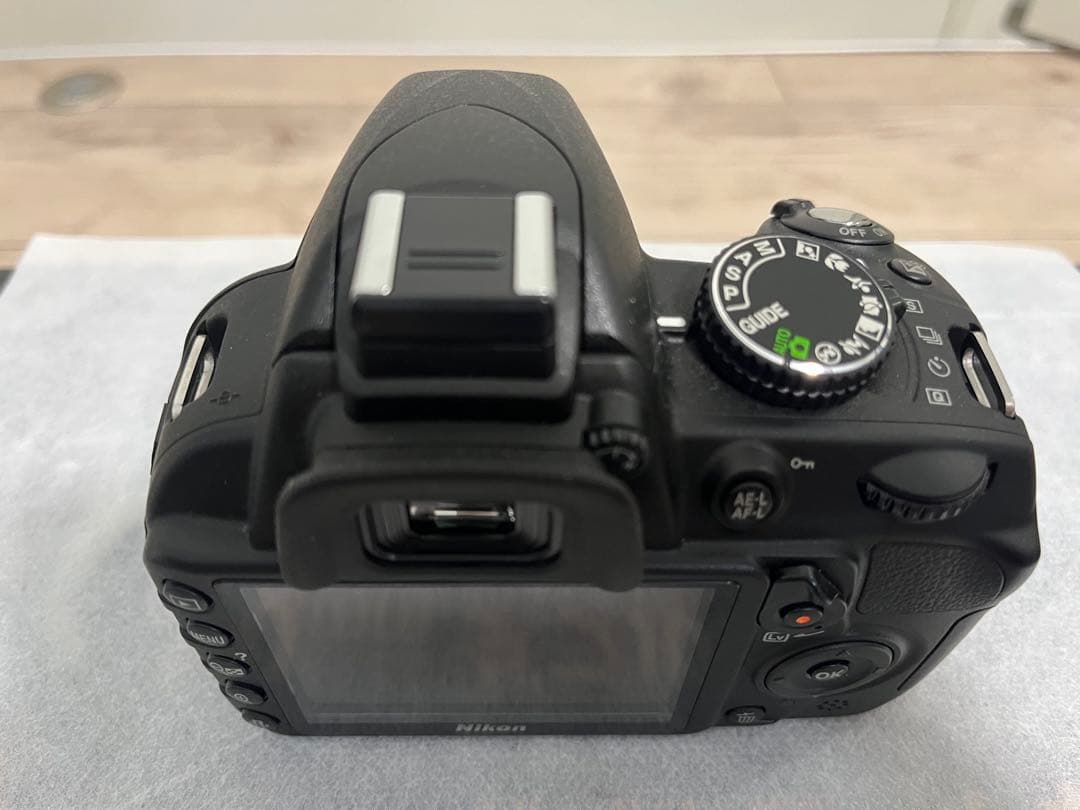 パ*コ様 Nikon D3100ダブルズームキット ショット数368回