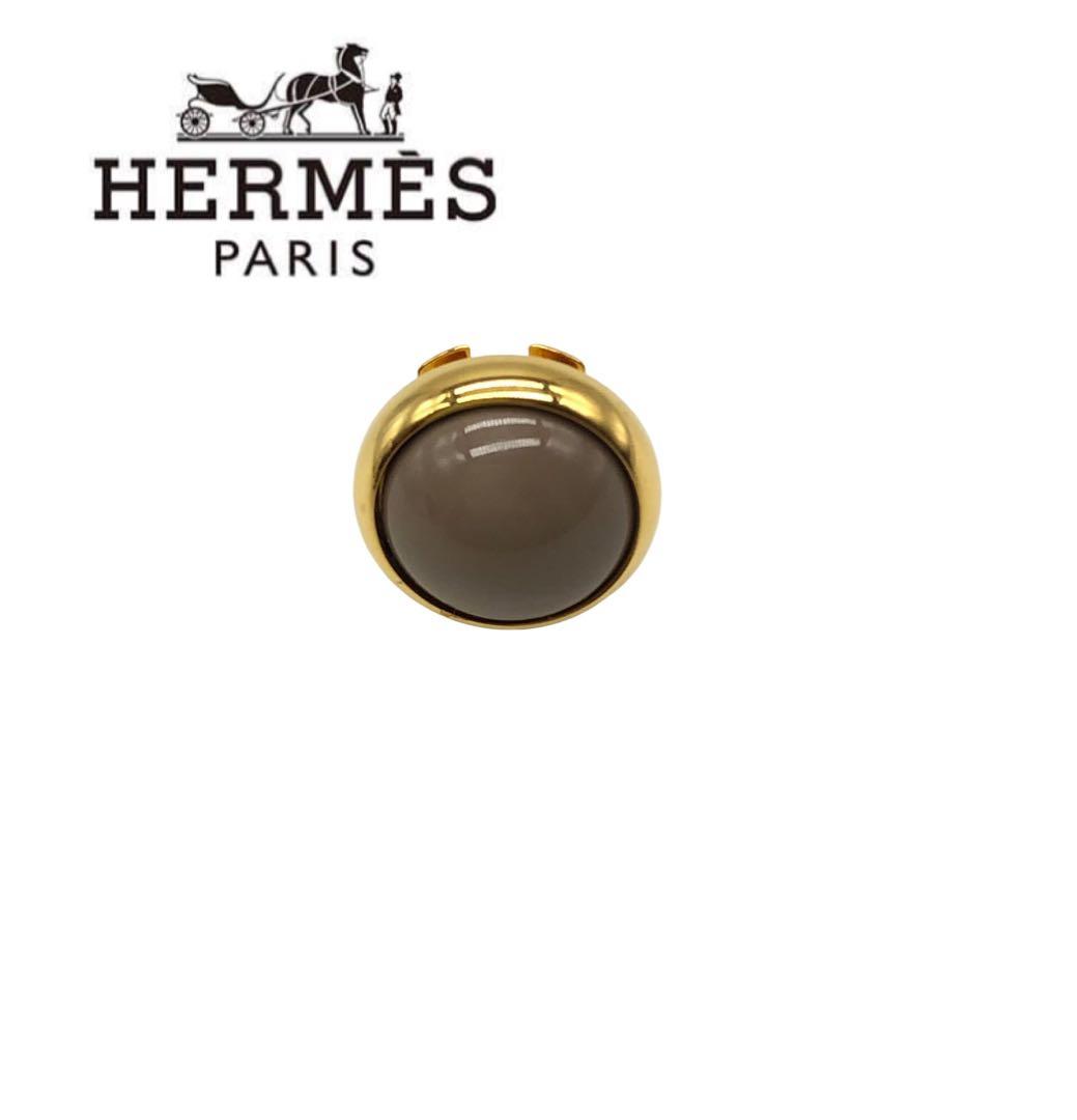 HERMÈS エルメス　グレー スタッドピアス　レディース　金属製　高級感