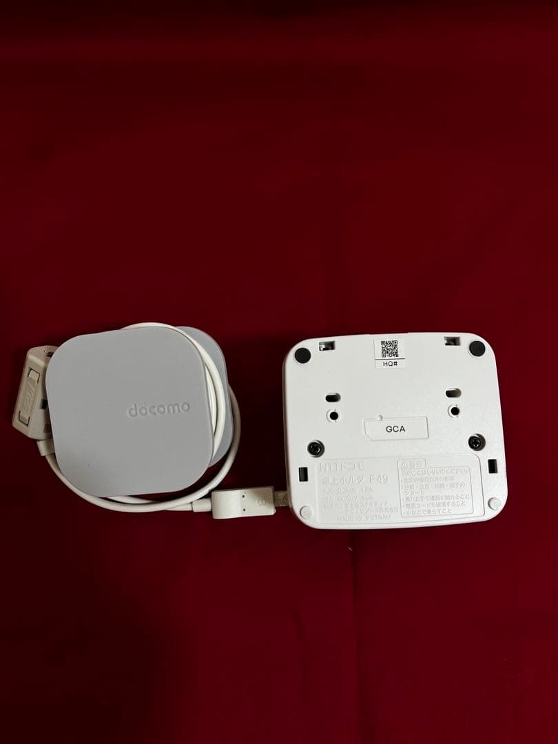 docomo 折りたたみ式携帯電話 ネイビー